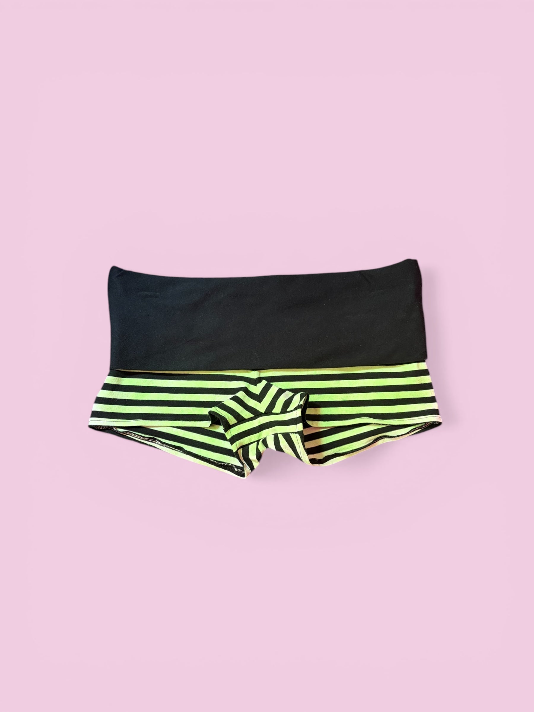 RETRO Yoga shorts