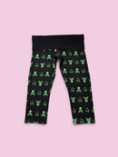 Green skull hearts capris