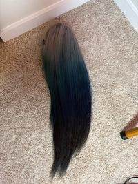 So icey glueless wig 24’