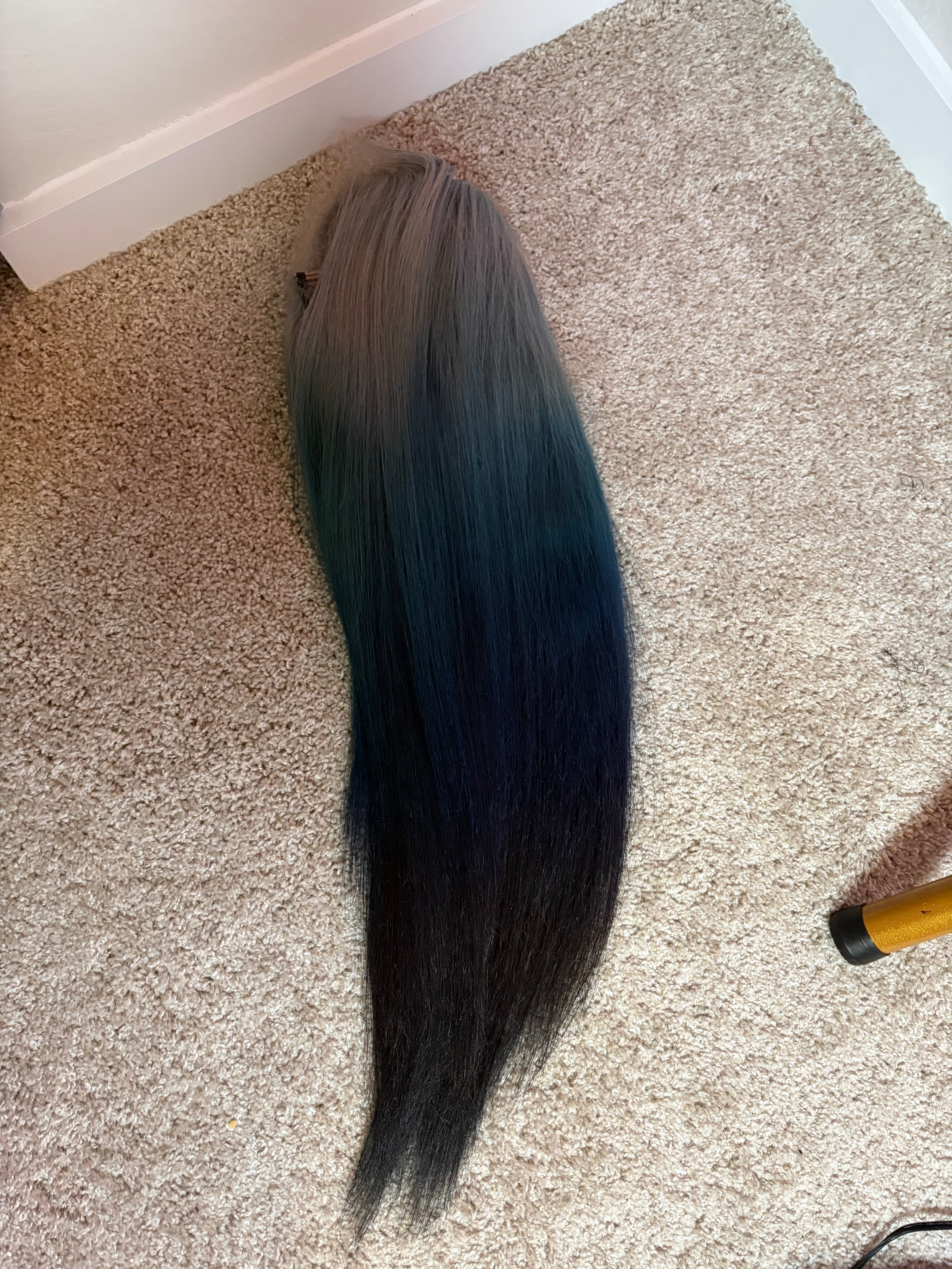 So icey glueless wig 24’