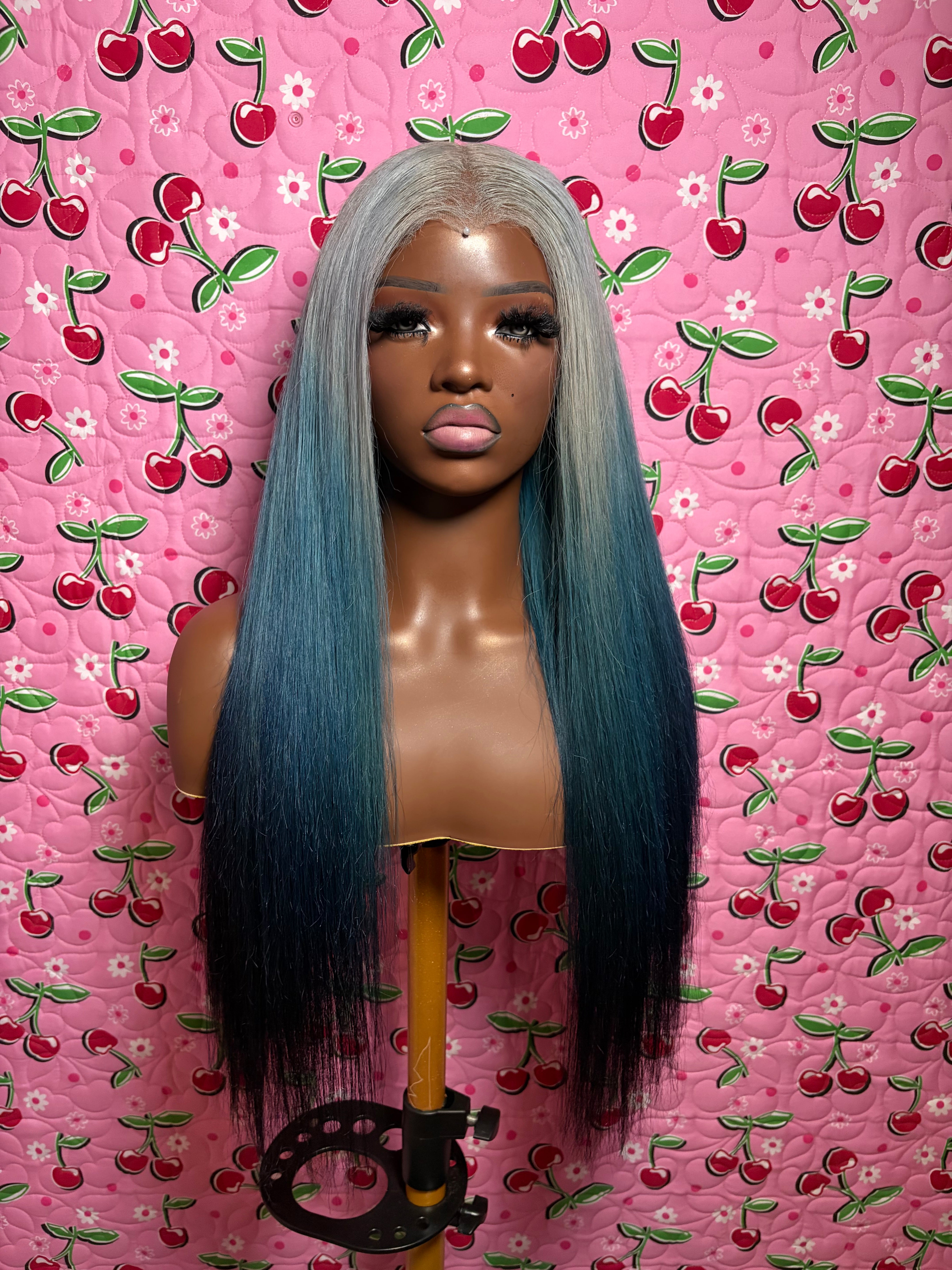 So icey glueless wig 24’