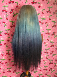 So icey glueless wig 24’