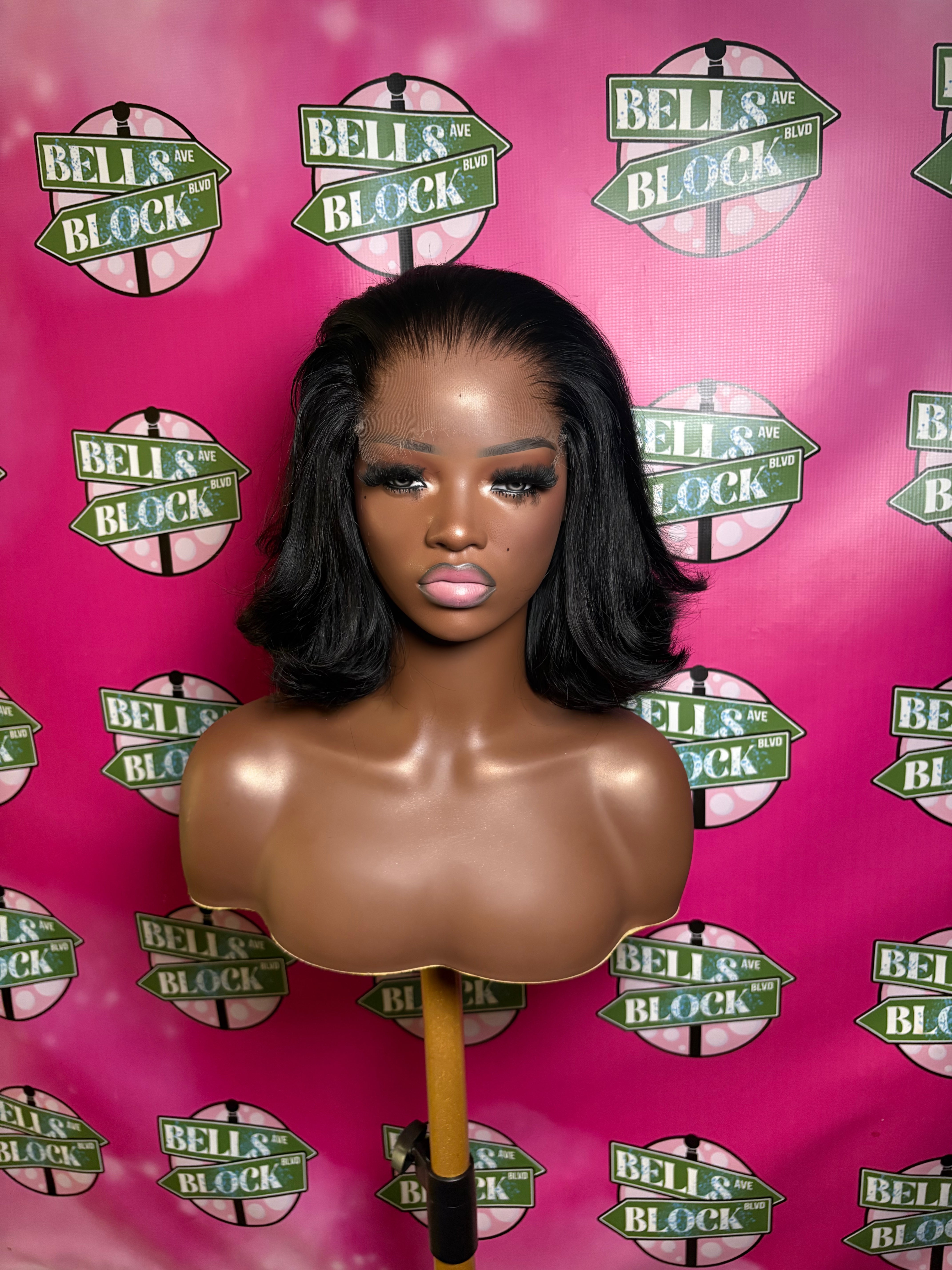 OFFICE AUNTY GLUELESS FLIP BOB